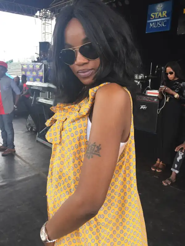 Singer Seyi Shay Flaunts Her Chinese Tattoo [See Photo]